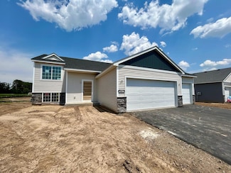 6720 376th St, North Branch, MN 55056