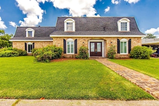 226 Lynwood Dr, Houma, LA 70360