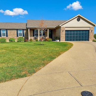 2318 Summerset Cir, Florence, KY 41042