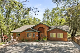 15583 Auburn Rd, Grass Valley, CA 95949