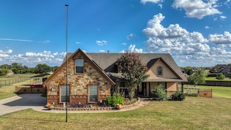 155 Cornerstone Ln, Springtown, TX 76082