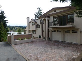 4434 95th Ave NE, Bellevue, WA 98004
