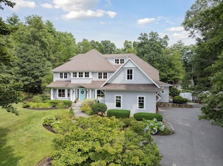 84 Hickory Rd, Hampstead, NH 03841