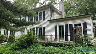 2030 Holloway Rd, Holland, OH 43528