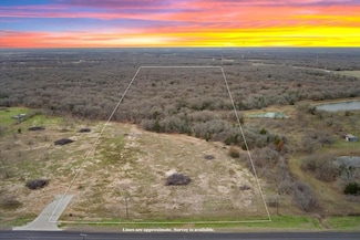 1879 Longhorn Pkwy, Axtell, TX 76624