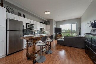 889 Date St Unit 330, San Diego, CA 92101