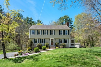 1809 Salem St, North Andover, MA 01845