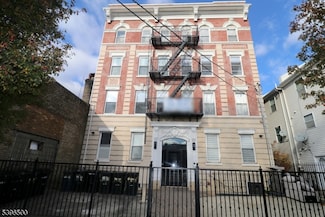 14 Gouverneur St Unit 7, Newark, NJ 07104