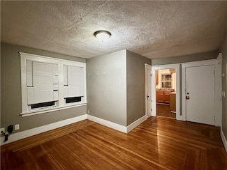 10 Lachance St, West Warwick, RI 02893