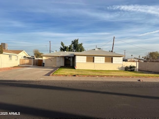 4738 W Clarendon Ave, Phoenix, AZ 85031