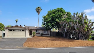 965 Highland Dr, Vista, CA 92083