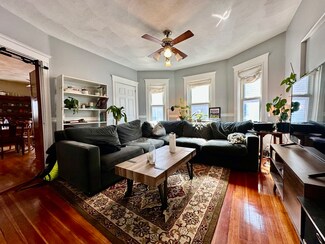 121 Lowell St Unit 2, Somerville, MA 02143