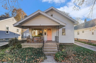 114 Knapp St NE, Grand Rapids, MI 49505