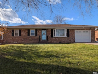 3707 15th Street D, Moline, IL 61265