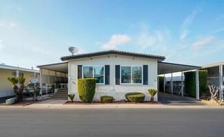 2706 W Ashlan Ave Unit 48, Fresno, CA 93705