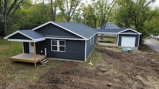 113 W Pike St, Attica, IN 47918