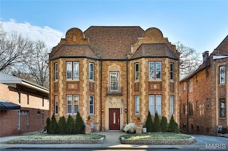 314 S Hanley Rd Unit 1N, Saint Louis, MO 63105