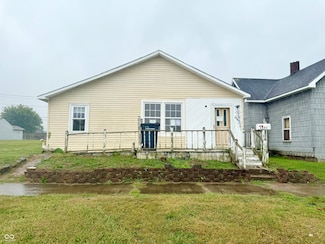 2521 S A St, Elwood, IN 46036