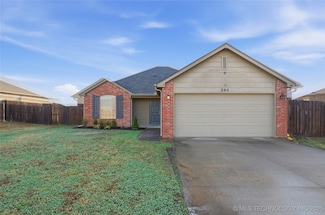 205 Vail Cir, Kiefer, OK 74041