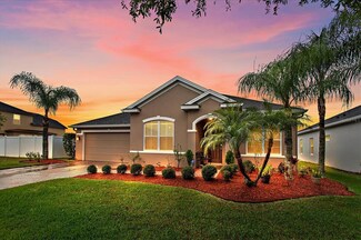 2464 Osprey Woods Cir, Orlando, FL 32820