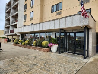 235 W Park Ave Unit 106, Long Beach, NY 11561