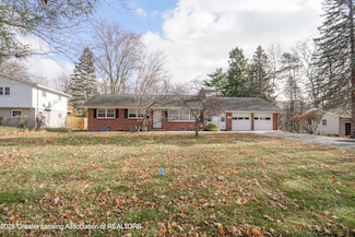 5190 Park Lake Rd, East Lansing, MI 48823