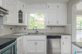 856 Ridgefield Rd, Birmingham, AL 35215