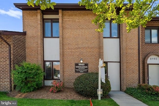 8983 Hersand Dr Unit 10, Burke, VA 22015