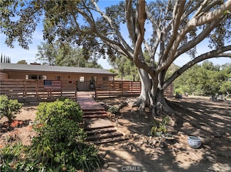3210 Live Oak Park Rd, Fallbrook, CA 92028