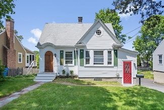 129 Virginia Rd, Waltham, MA 02453