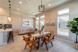 717 W Duarte Rd Unit C, Monrovia, CA 91016