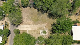 1906 Lennon Ave, San Antonio, TX 78223