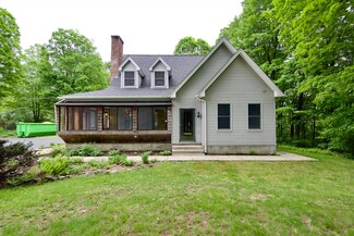 97 Monson Rd, Brimfield, MA 01010