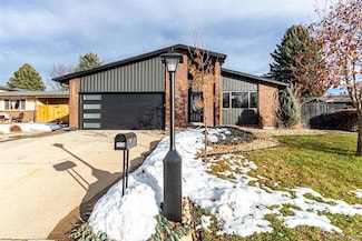 1430 Mount Evans Dr, Longmont, CO 80504