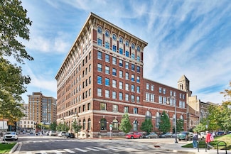 27 Library St NE Unit 301, Grand Rapids, MI 49503