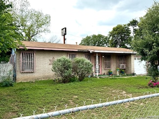 2407 Aiken St, San Antonio, TX 78237
