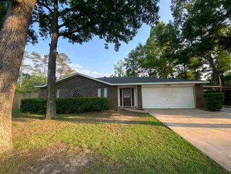 1390 Willow Bend Dr, Vidor, TX 77662