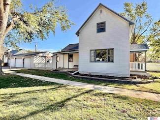 146 Jackson Ave, Seward, NE 68434