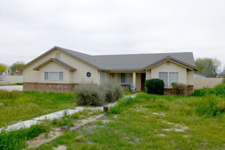 8719 E Winnston Cir, Mesa, AZ 85212