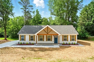 38 Creek Dr SE, Cartersville, GA 30121