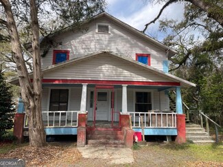 628 Pearl St, Collins, GA 30421