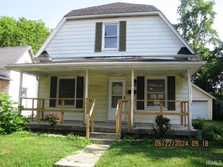 1024 W 4th St, Anderson, IN 46016