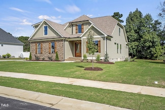 112 Lambert Ln, Fuquay Varina, NC 27526