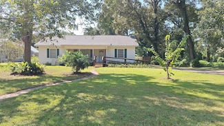 201 S Marsh Dr, Livingston, TX 77351