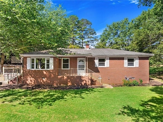 627 Doyle St, Westminster, SC 29693
