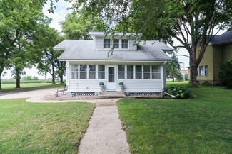 315 S Main Ave, Minier, IL 61759