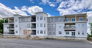 90 E Central St Unit 205, Franklin, MA 02038