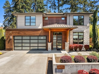 2610 98th Ave NE, Bellevue, WA 98004