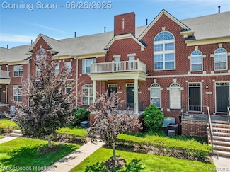 3262 Camden Dr Unit 138, Troy, MI 48084