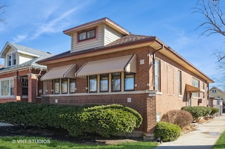4901 N Kildare Ave, Chicago, IL 60630